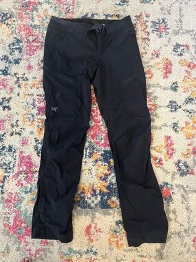 Arc'teryx Gamma LT Pants Women’s Size 6 Softshell Hiking Climbing Stretch Belted